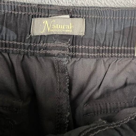 women's NWT natural reflections camo print pants - Picture 4 of 11